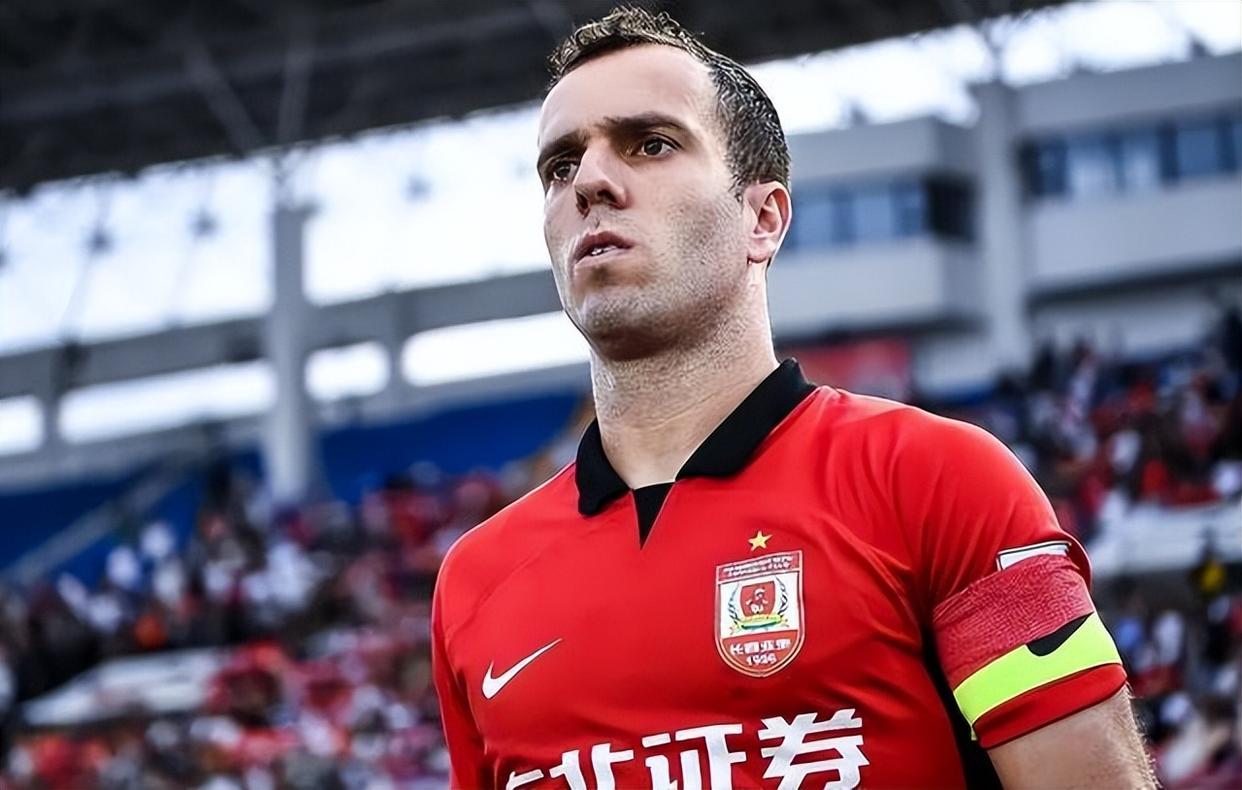 关于穆古鲁扎重要时刻晋级下一阶段，C9带队取胜！上演精彩一战的信息